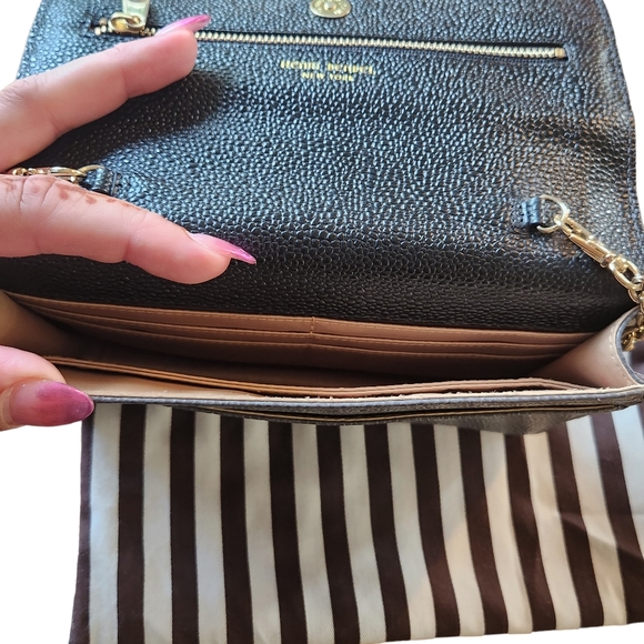 HENRI BENDEL CARLISLE Clutch/Wallet Two Tone (can add chain for crossbody) - Picture 9 of 14